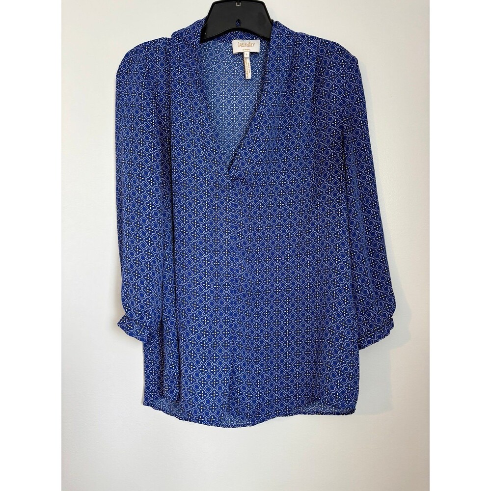Laundry by Shelli Segal Blue Pattern Vneck Long Sleeve Flowy Blouse size small